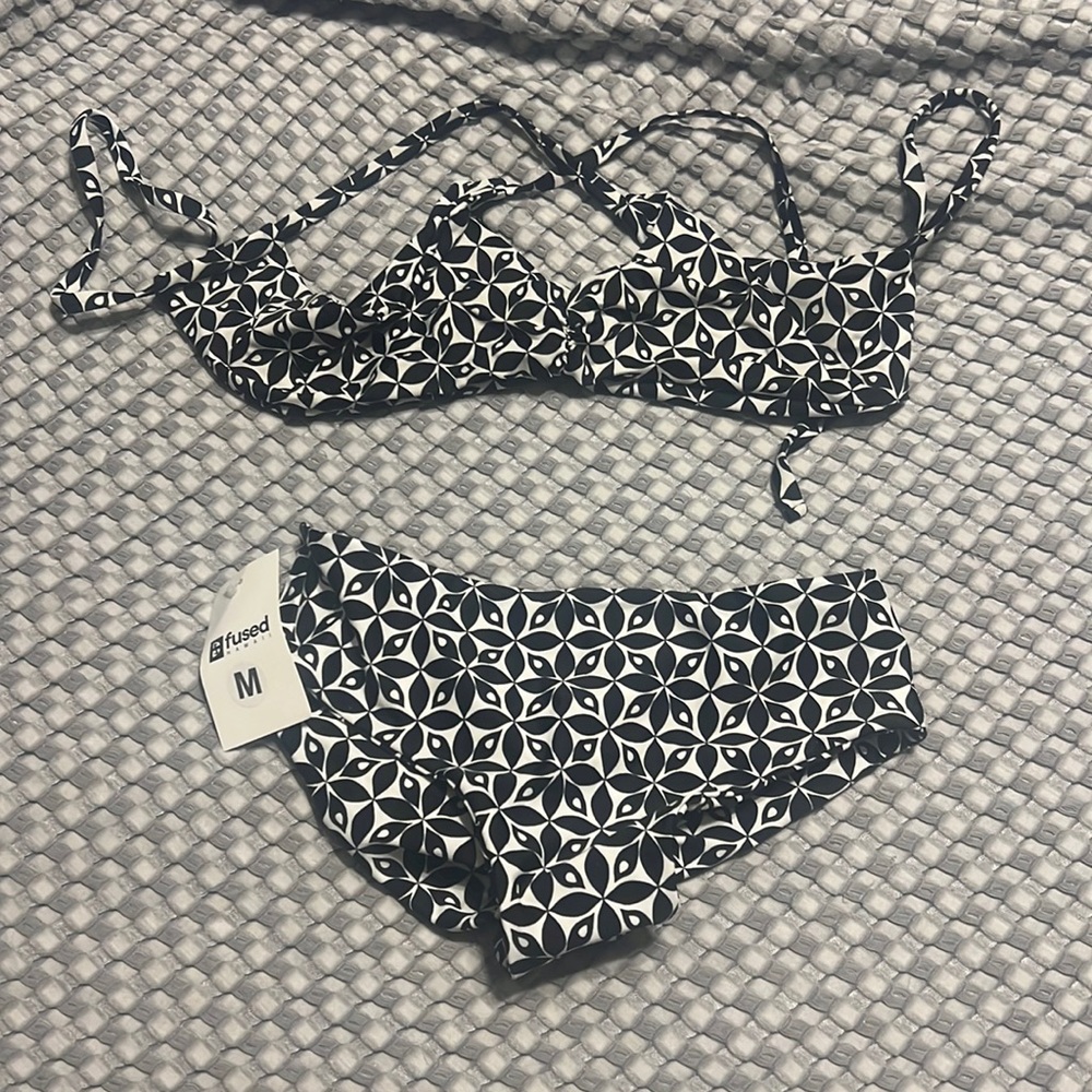 Fused Hawaii bikini